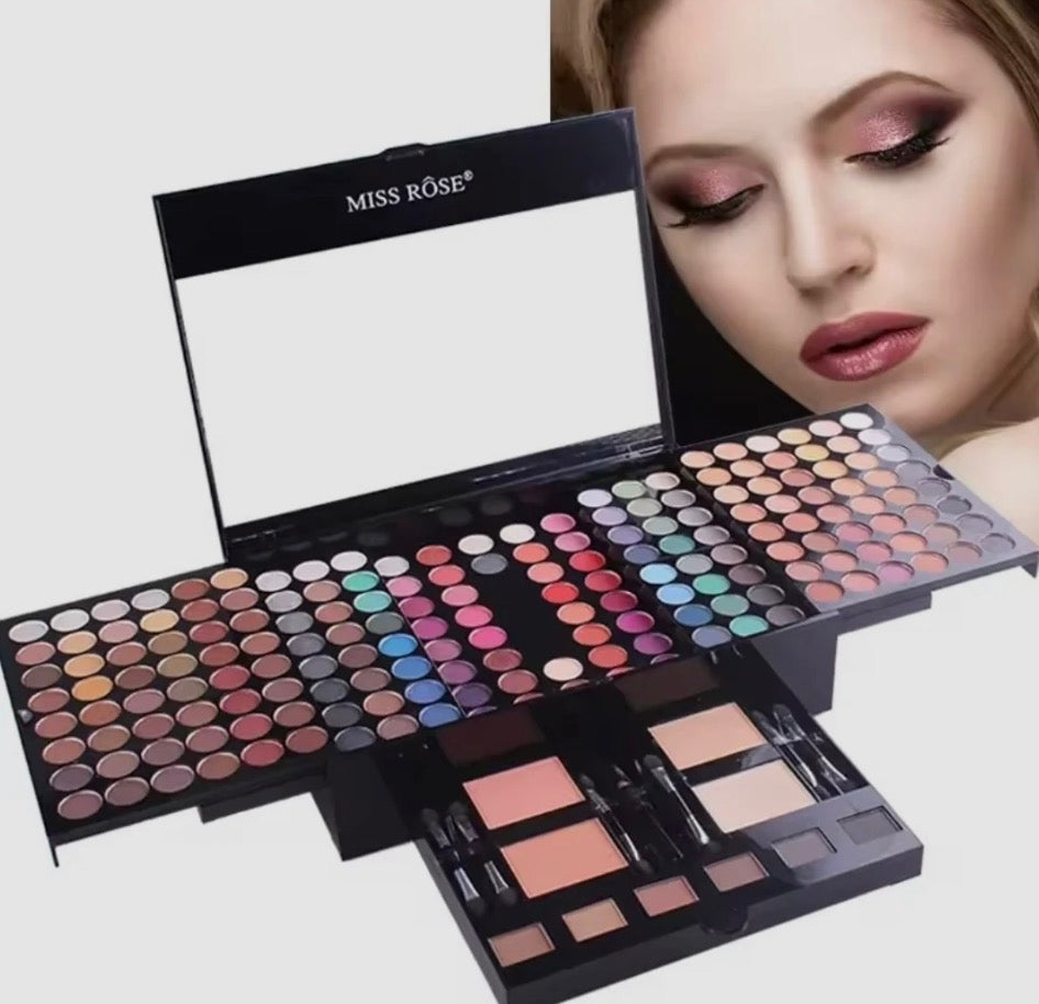 Coffret Maquillage Complet – Palette Fards, Blush & Poudres – Tout-en-Un